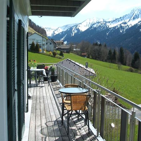Haus Matt Hotel Laterns Exterior photo